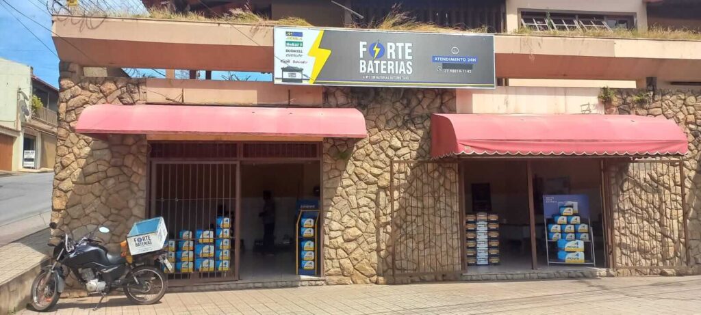 Fachada da loja Forte Baterias Itaúna na cidade de Itaúna MG